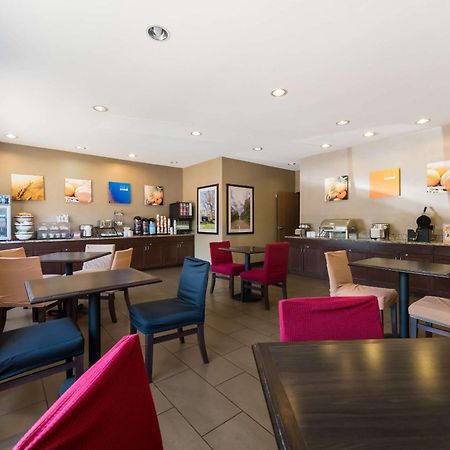 Comfort Inn East Вічіта Екстер'єр фото
