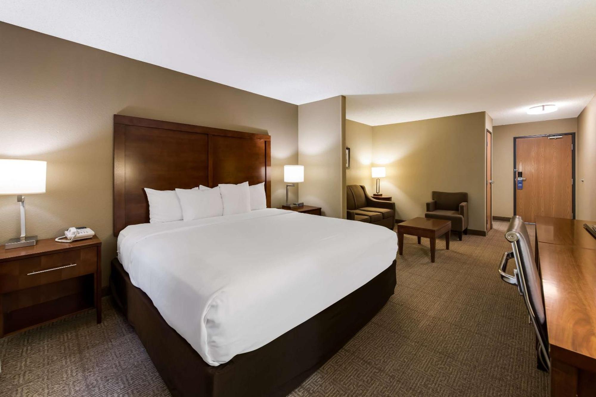Comfort Inn East Вічіта Екстер'єр фото