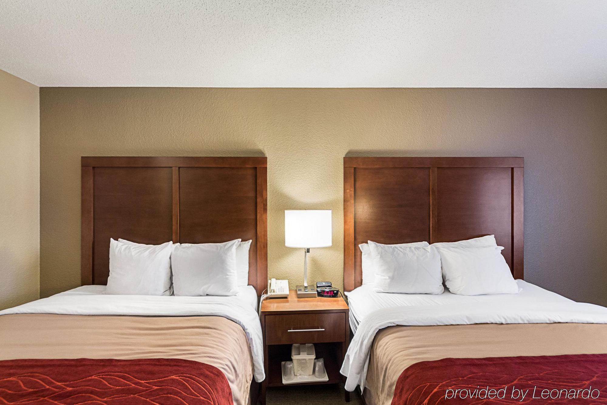 Comfort Inn East Вічіта Екстер'єр фото